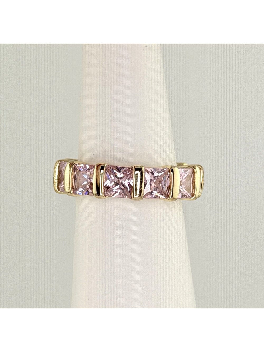 Bomb Party Ring Sz 7 Candyland Unicorn Bringbrinback Rose Quartz on Yellow Gold
